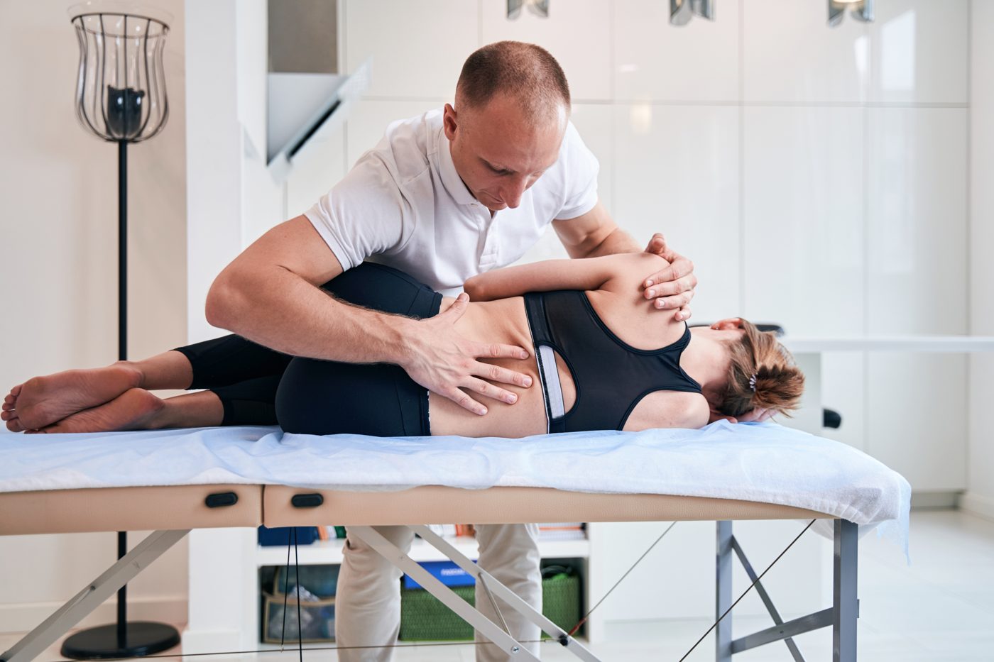 Osteopathic massage in Ottawa — gentle hands-on treatment