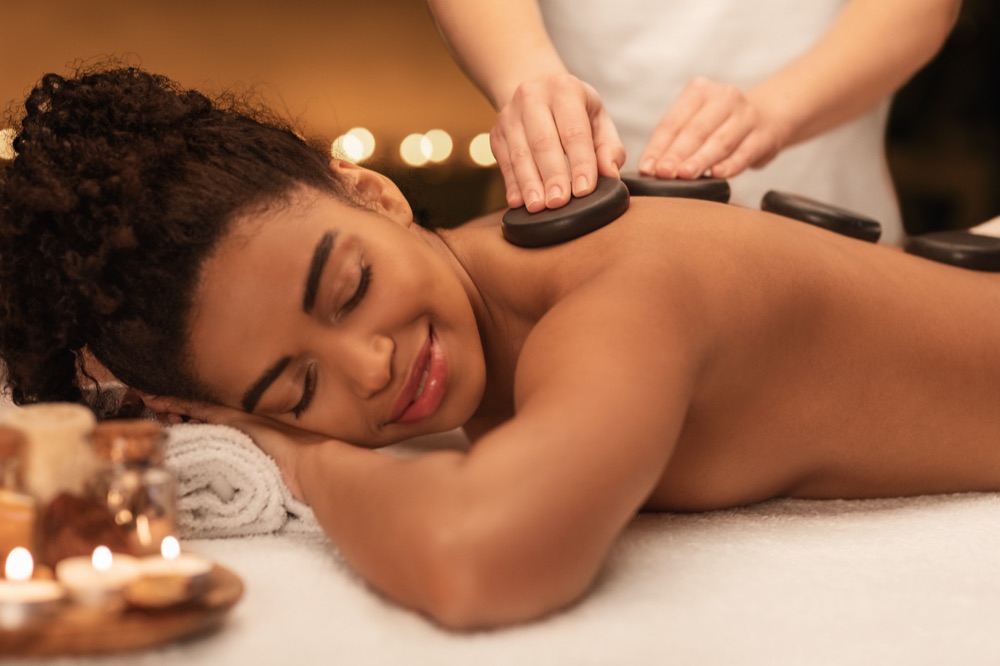 Back massage treatment in Ottawa